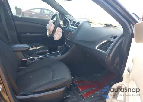 2014 Dodge Avenger Se z USA, uszkodzony, nr VIN 1C3CDZAB9EN182592